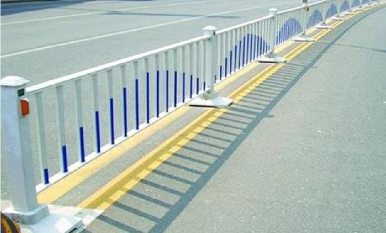 【交通护栏|道路护栏】pvc塑钢护栏|锌钢护栏|pvc护栏|草坪护栏|市政